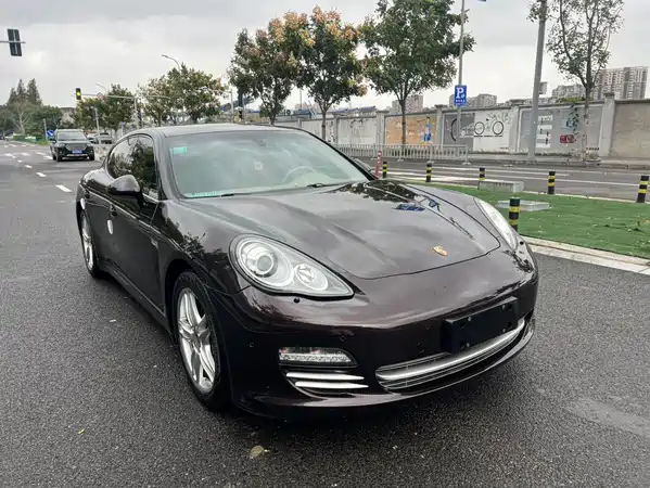 Porsche Panamera 2013