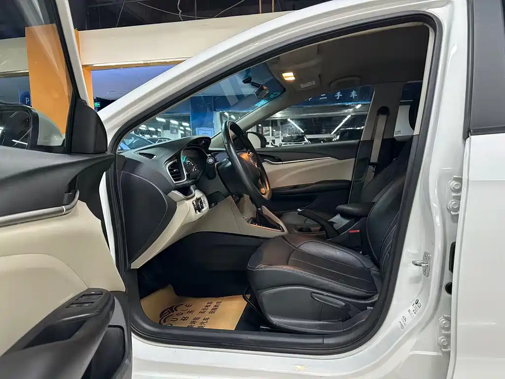 Buick Excelle 2020