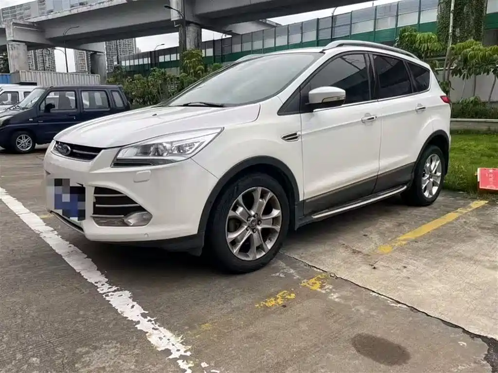 Ford Kuga 2014 — фото 1