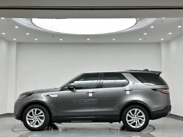 Land Rover Discovery 2018
