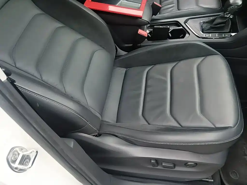 Volkswagen Tiguan L 2017 — фото 25