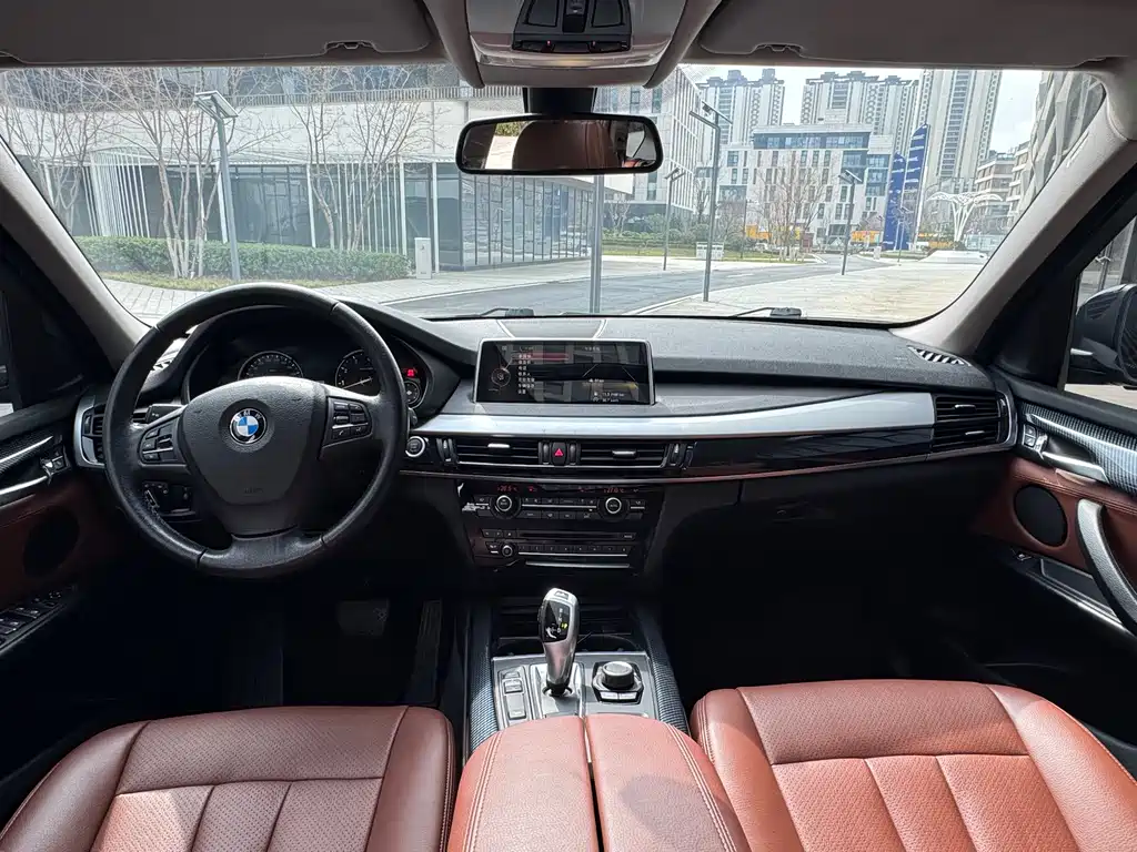 BMW X5 2018 — фото 16