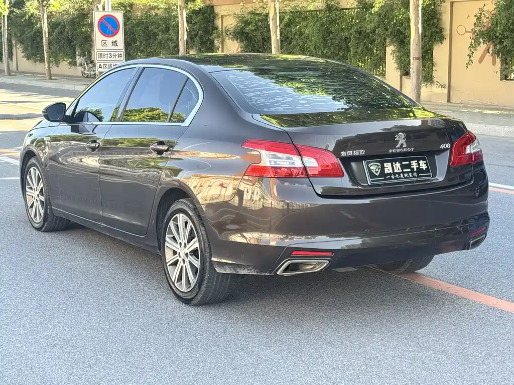 Peugeot 408 2016 — фото 9