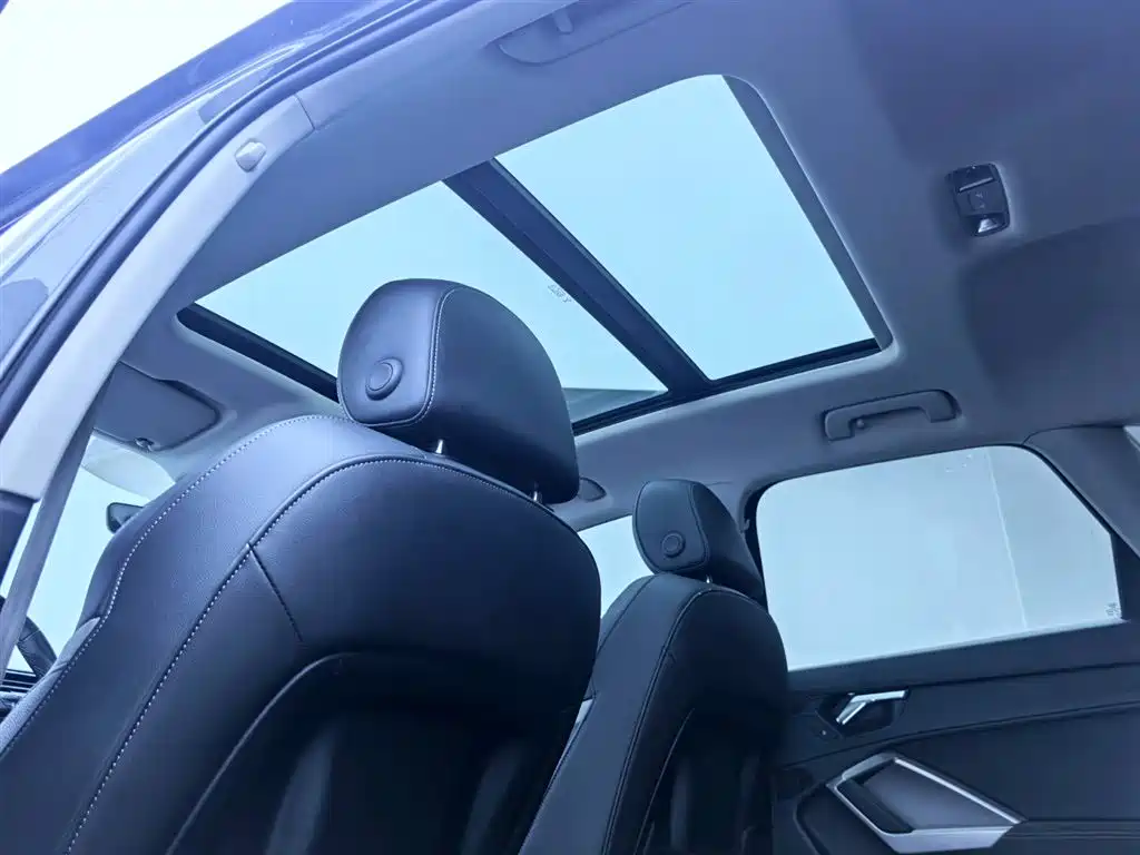 Audi Q3 2023 — фото 21