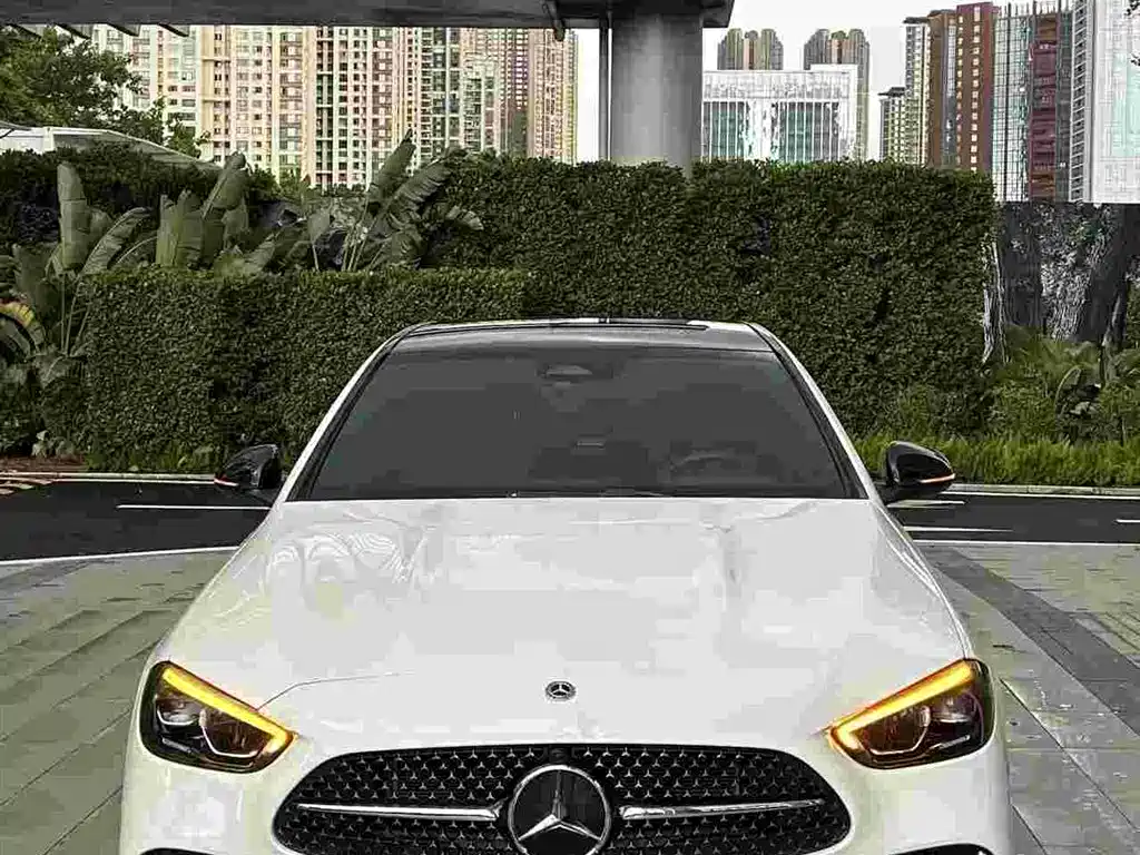 Mercedes-Benz C-Class 2022