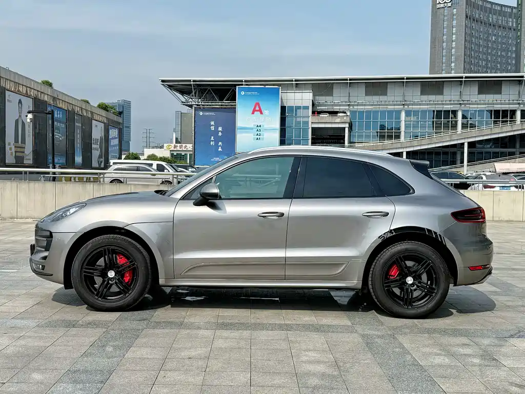 Porsche Macan 2016 — фото 3