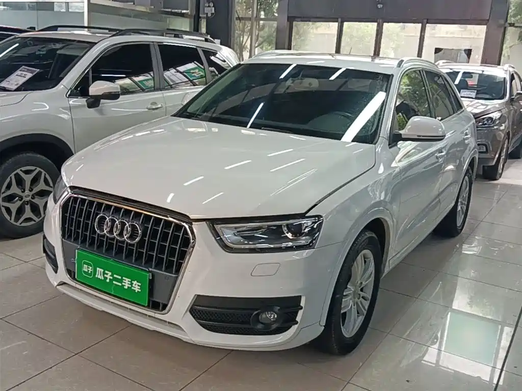 Audi Q3 2016 — фото 1