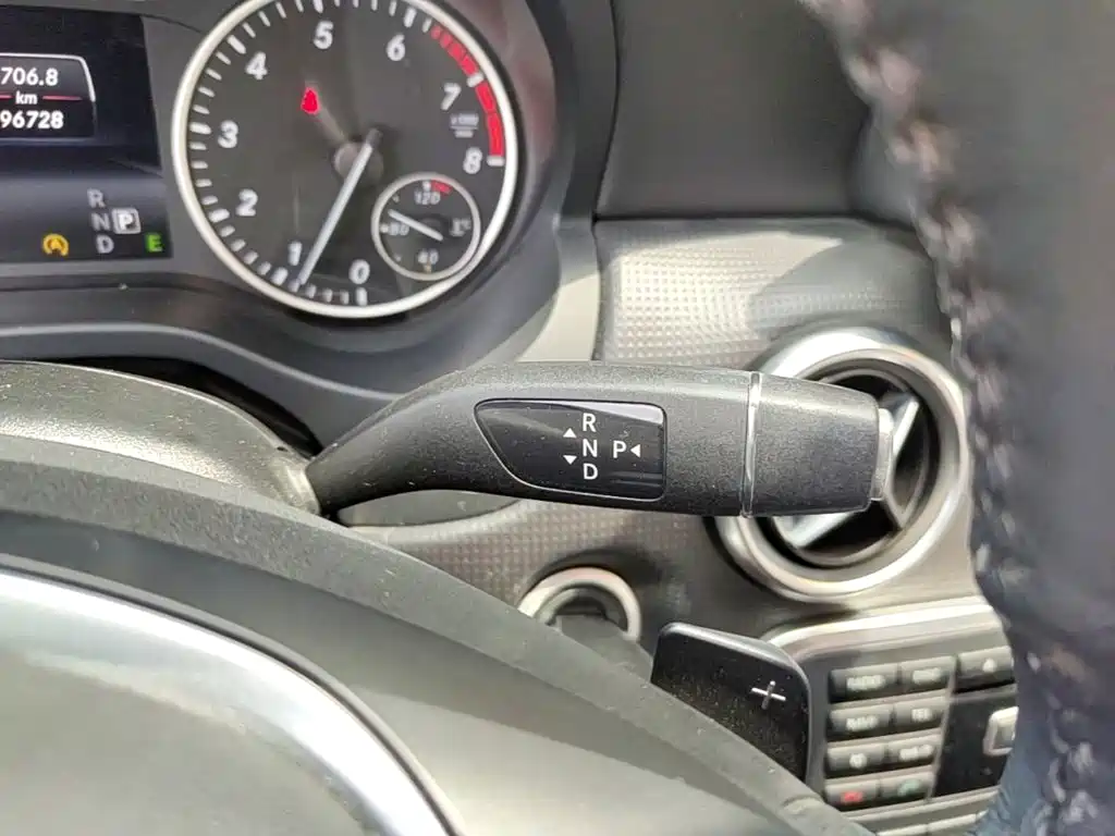 Mercedes-Benz A-Class 2015 — фото 14