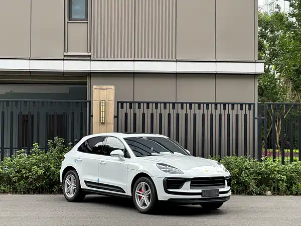 Porsche Macan 2023