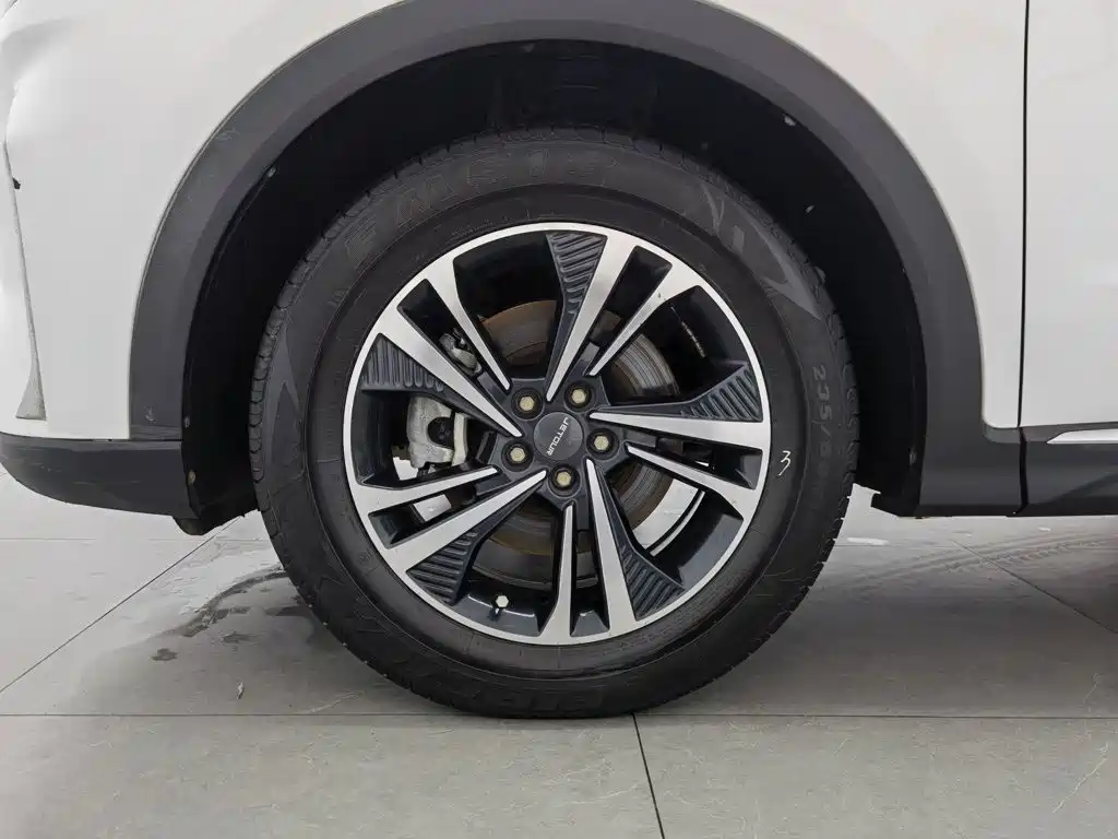 Jetour Jietu X70 PLUS 2022 — фото 17