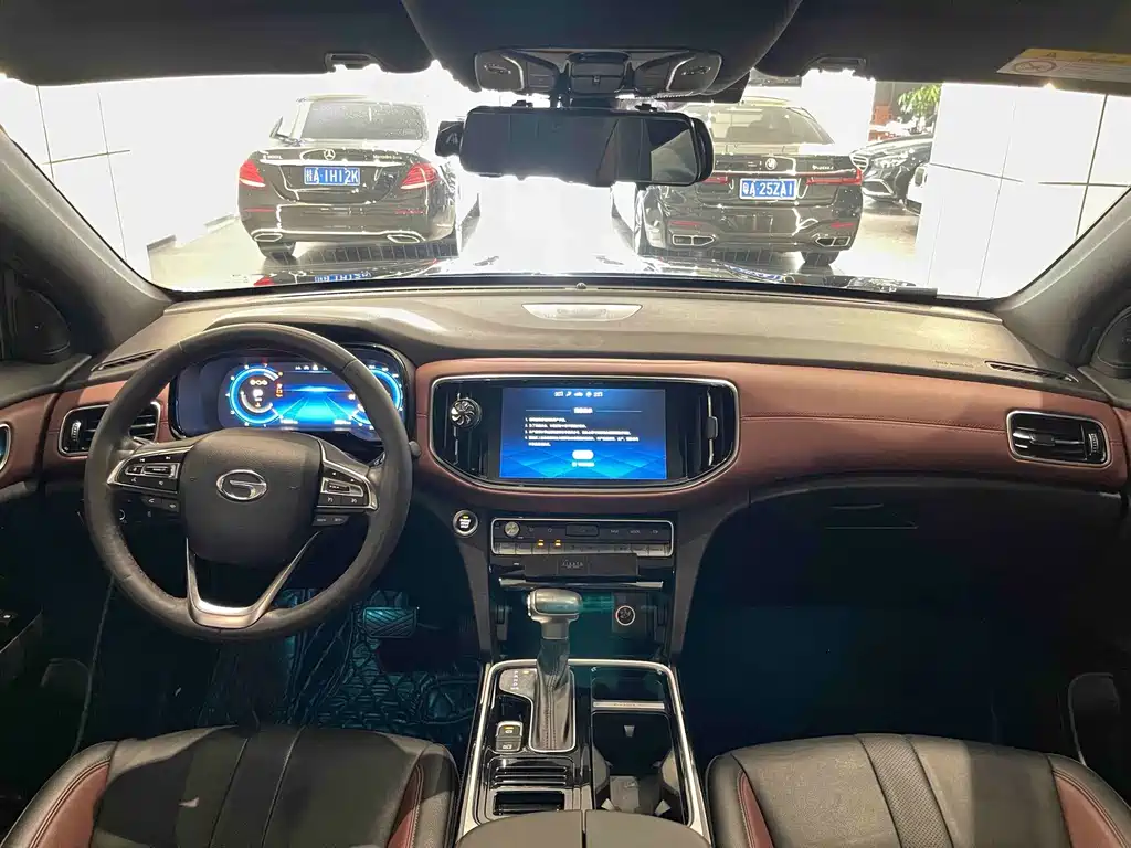 GAC Trumpchi GS8 2020 — фото 5