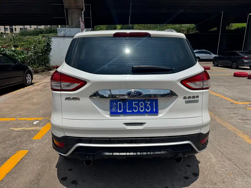 Ford Kuga 2016 — фото 4