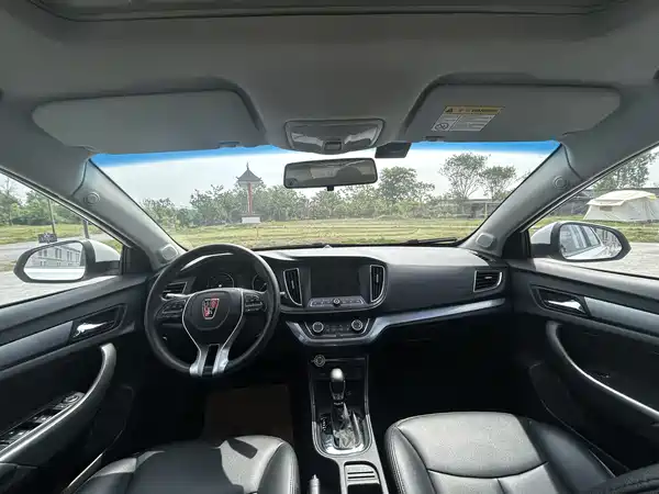 Roewe 360 2018