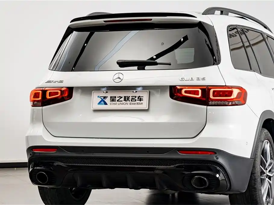 Mercedes-Benz GLB AMG 2023 — фото 9