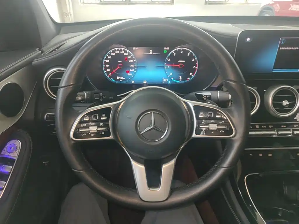 Mercedes-Benz GLC 2020 — фото 11