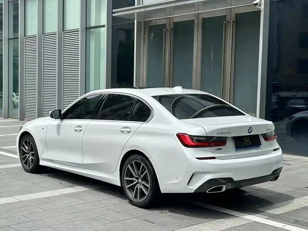 BMW 3 Series 2020