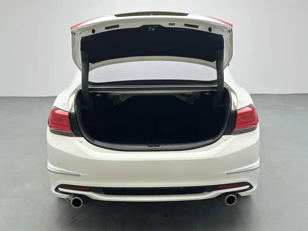 Honda Spirior 2018 — фото 10