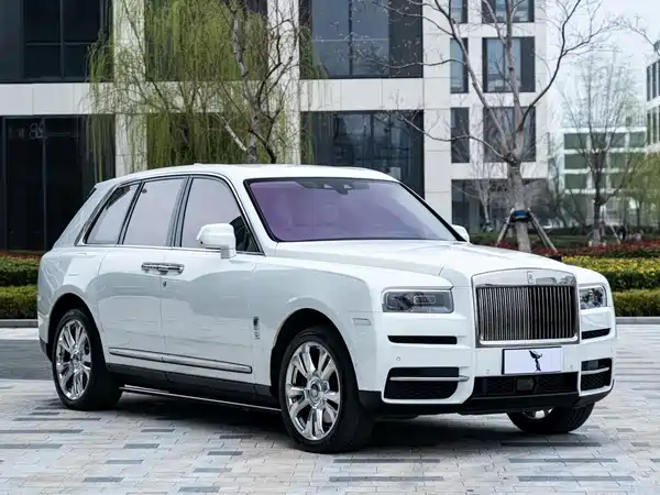 Rolls-Royce Cullinan 2024