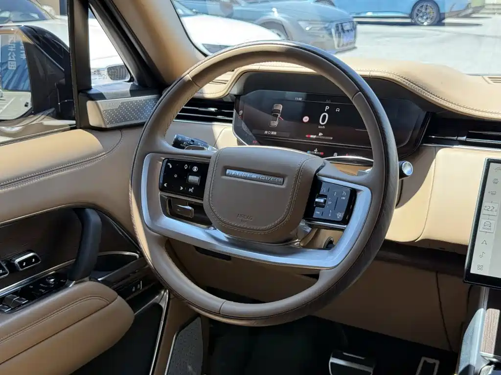 Land Rover Range Rover 2025 — фото 26