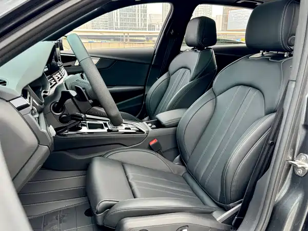 Audi A4L 2024