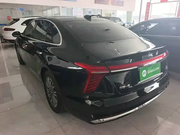 Hongqi H5 2024