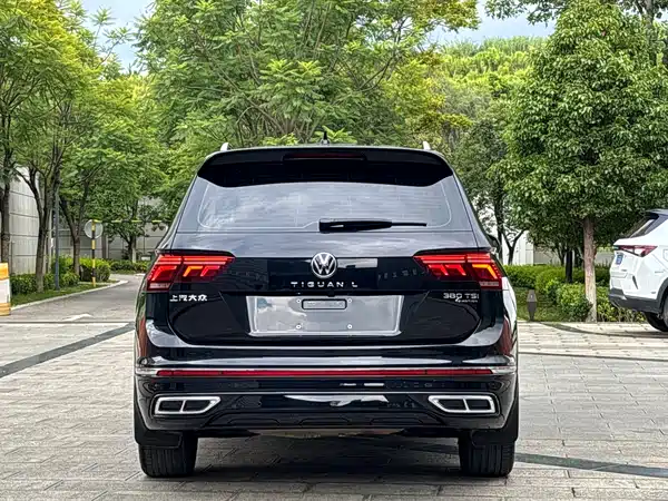 Volkswagen Tiguan L 2022