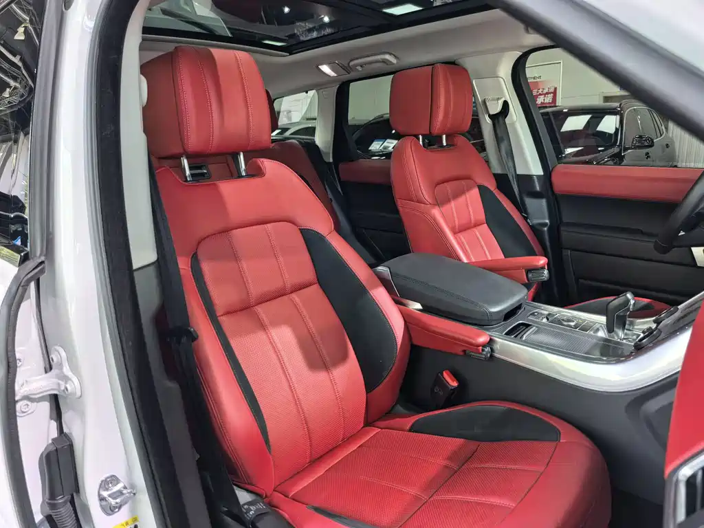 Land Rover Sport 2020 — фото 10