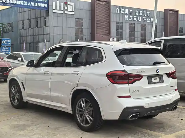 BMW X3 2021