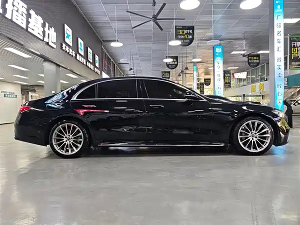 Mercedes-Benz S-Class 2022
