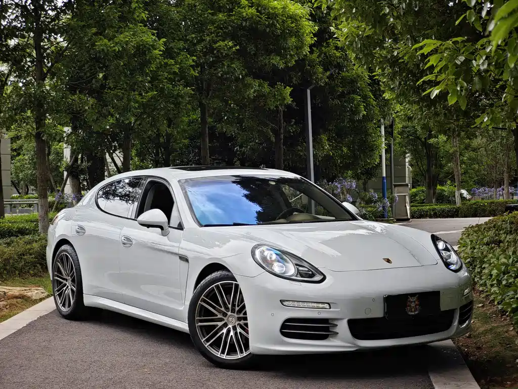 Porsche Panamera 2016