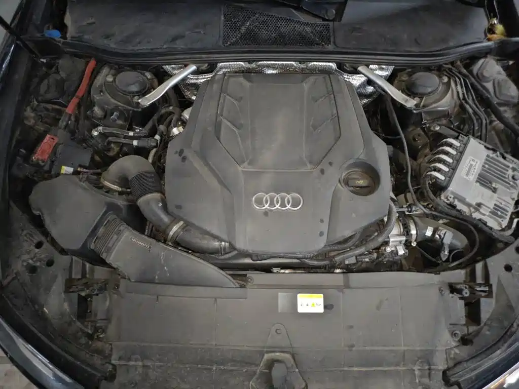 Audi A6L 2023 — фото 21