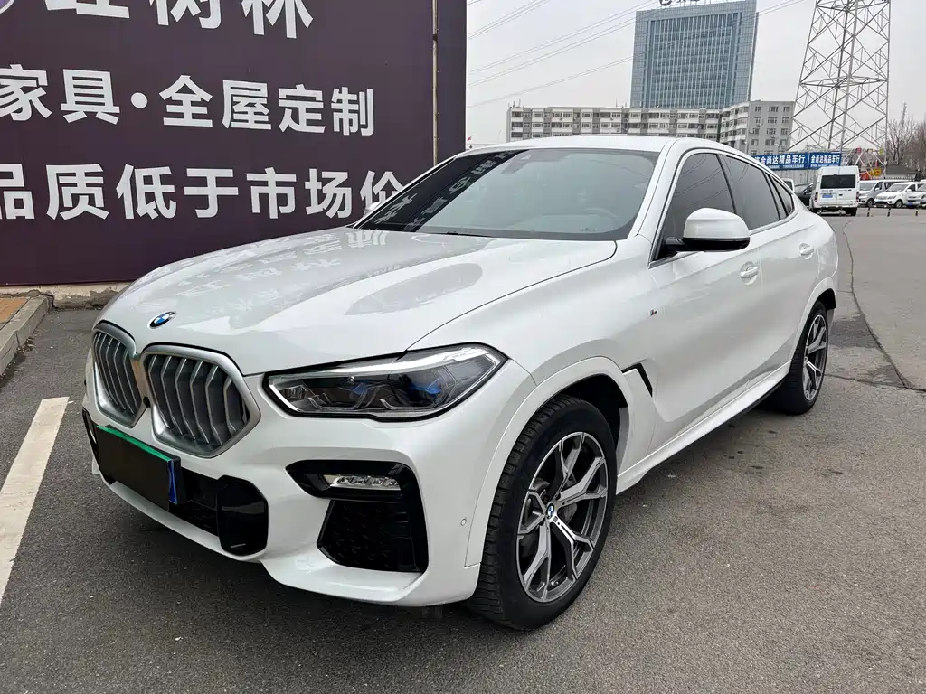 BMW X6 2021 — фото 1