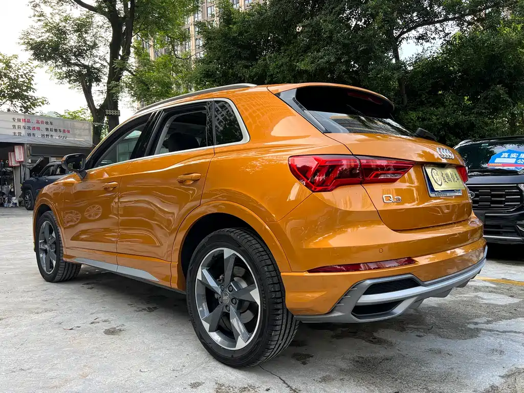 Audi Q3 2020 — фото 20