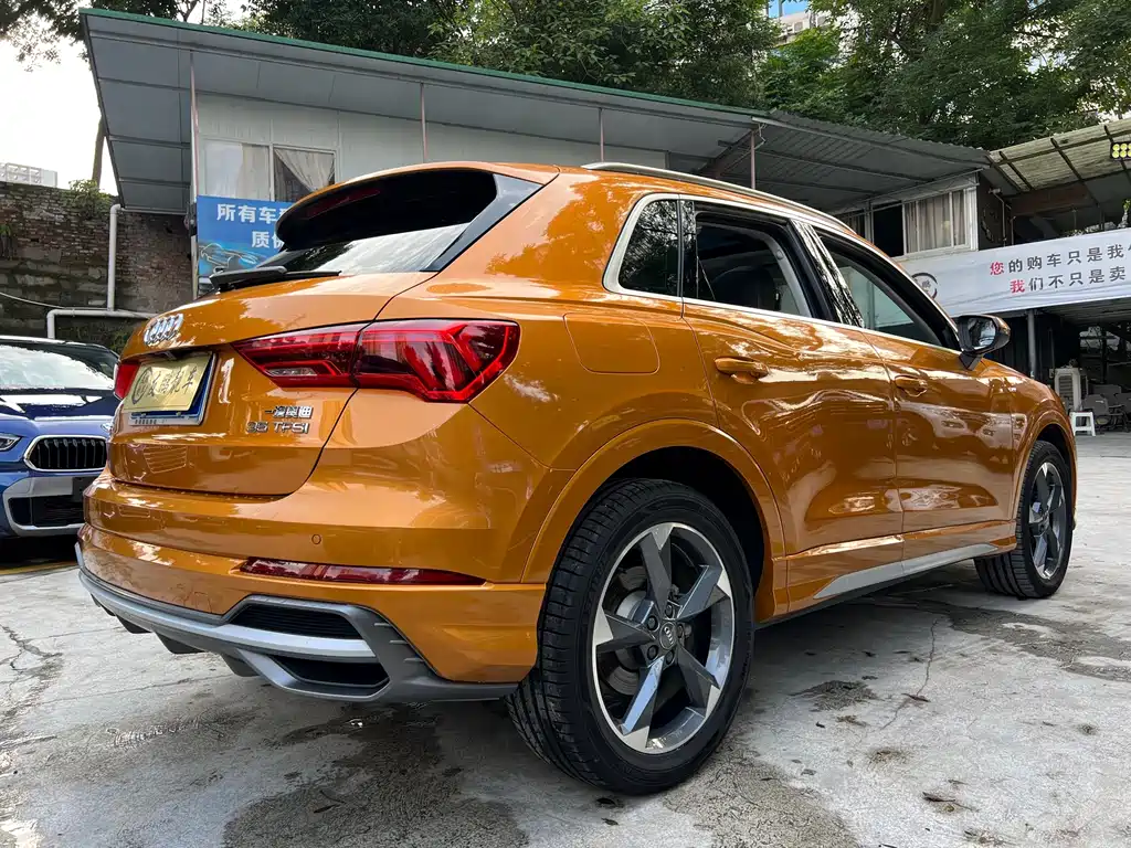 Audi Q3 2020 — фото 22