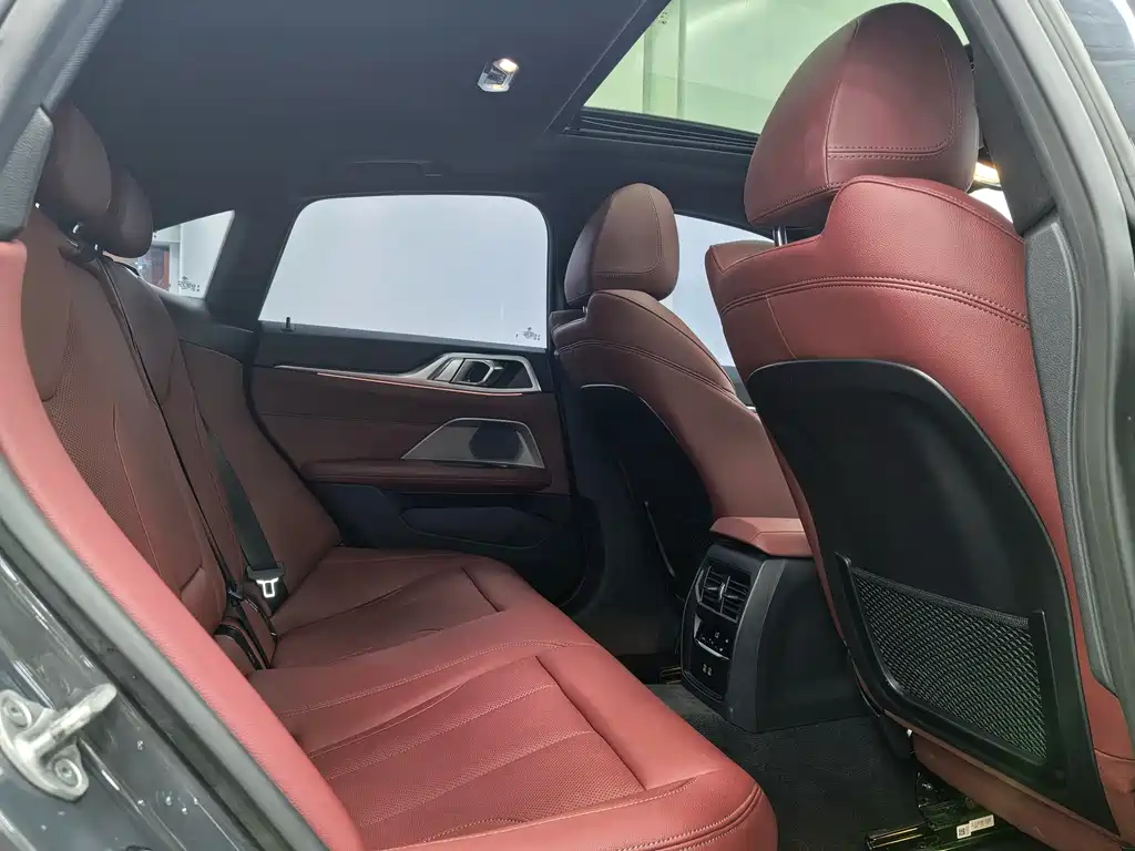 BMW 4 Series 2023 — фото 16