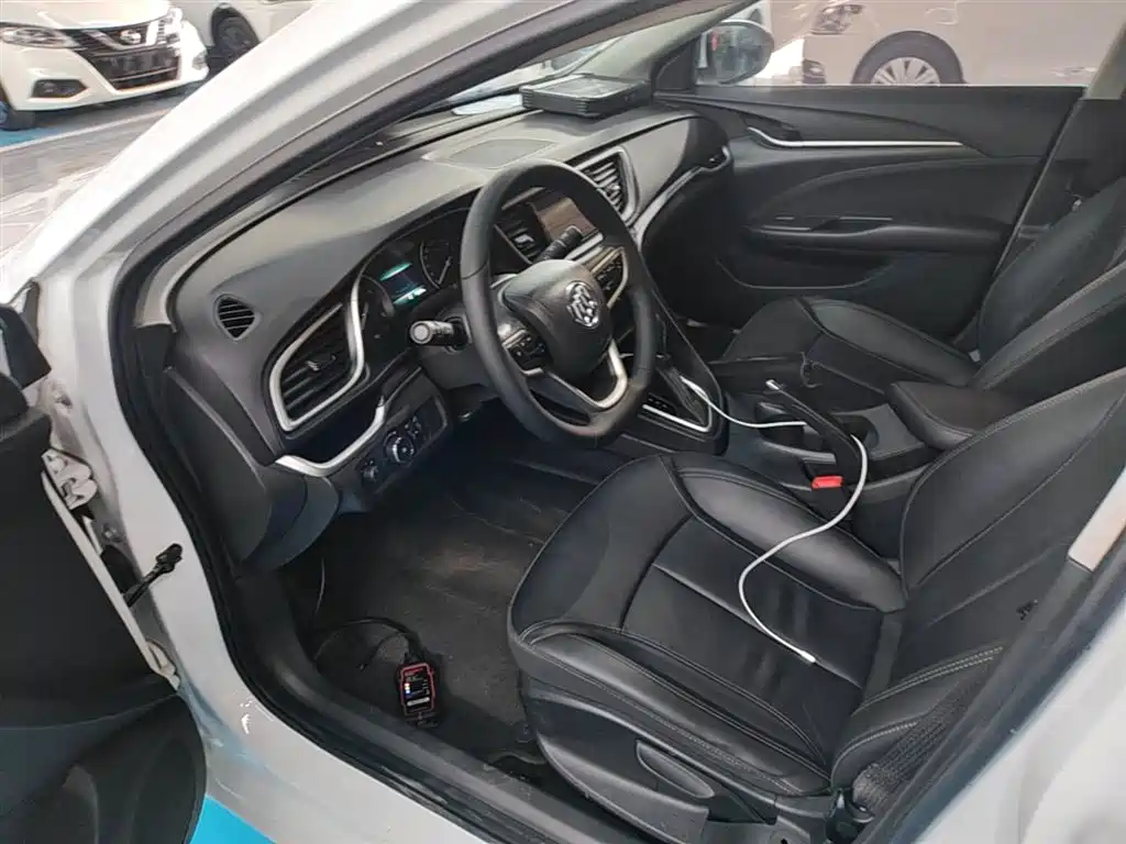 Buick Excelle 2019 — фото 15