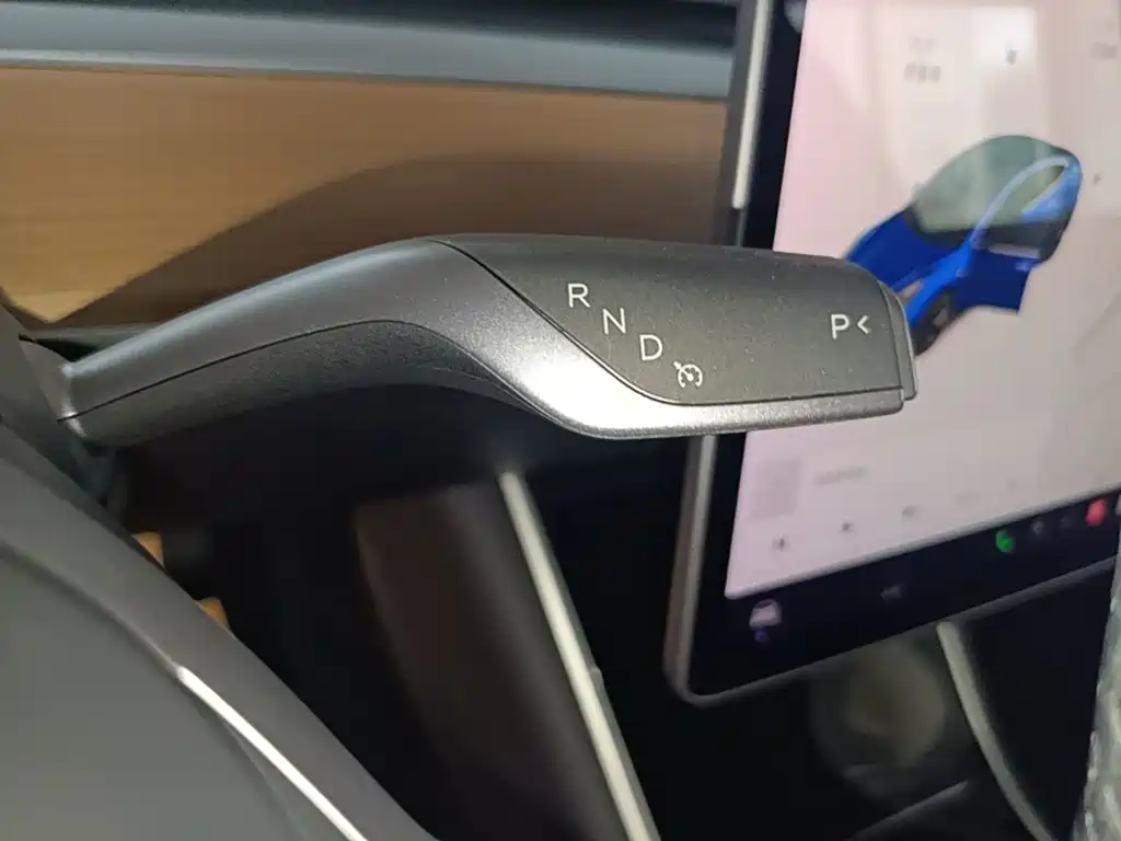 Tesla Model 3 2019 — фото 14