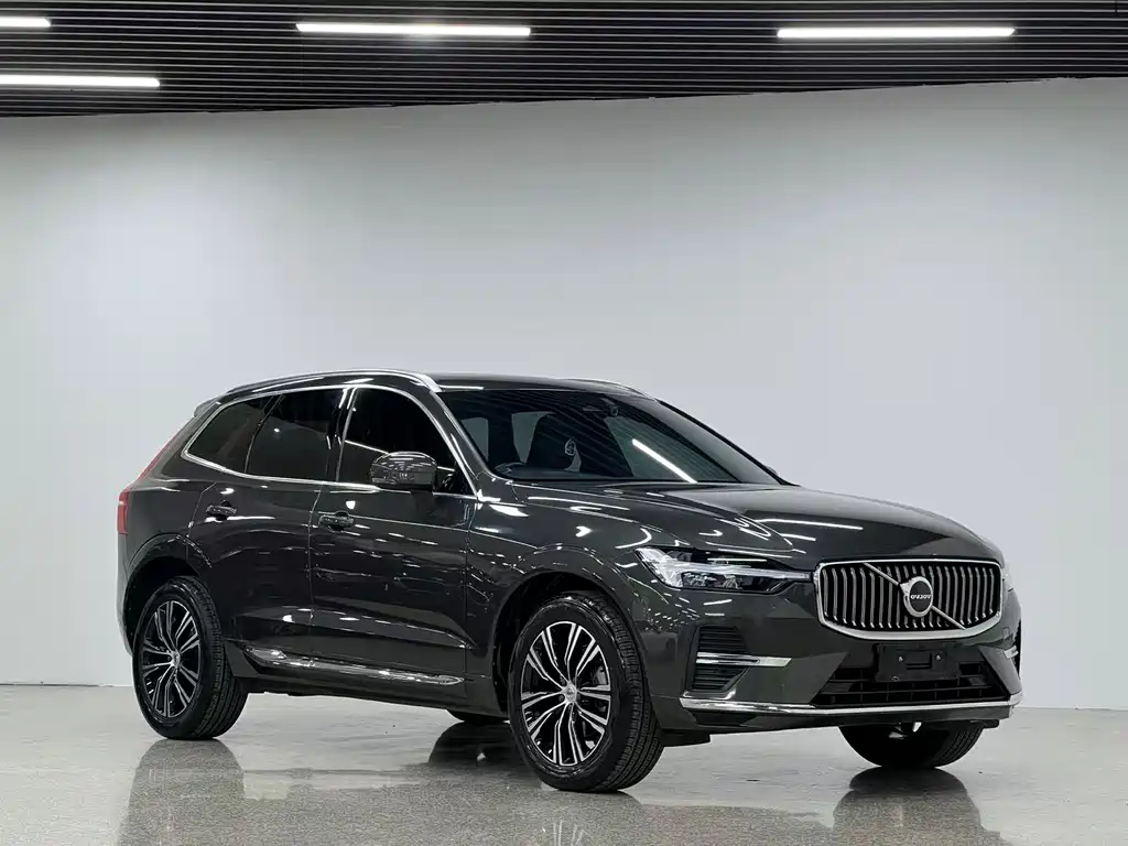 Volvo XC60 2021 — фото 3