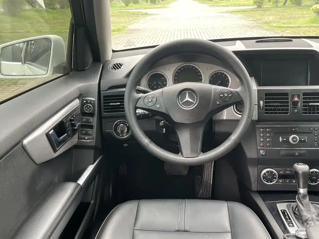 Mercedes-Benz GLK-Class 2010 — фото 21
