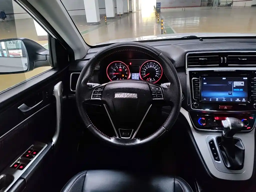 Haval M6 2018 — фото 11