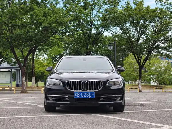 BMW 7 Series 2015