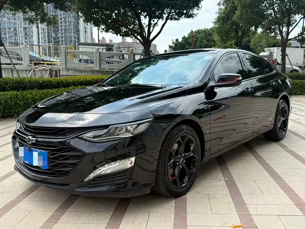 Chevrolet Malibu XL 2022 — фото 1