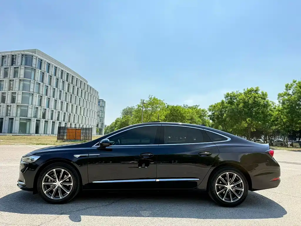 Buick LaCrosse 2020 — фото 3