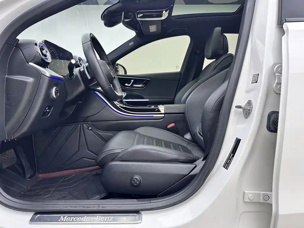 Mercedes-Benz C-Class 2022
