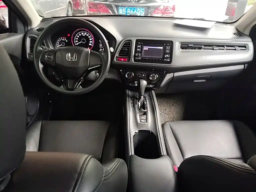 Honda Vezel 2017 — фото 10