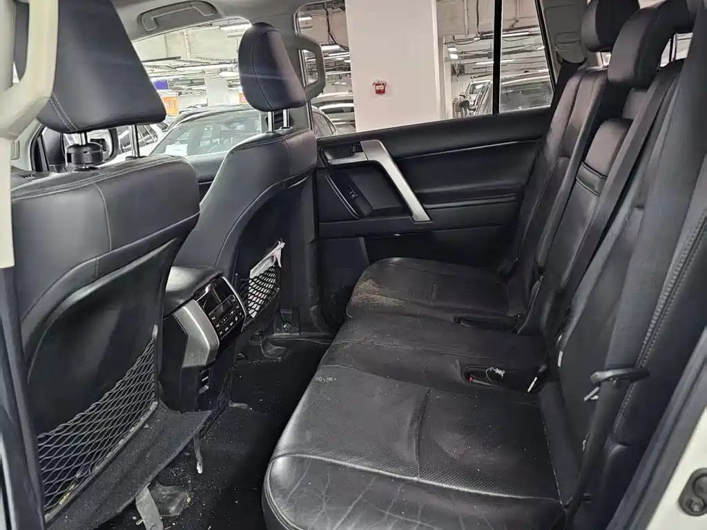 Toyota Prado 2018 — фото 10