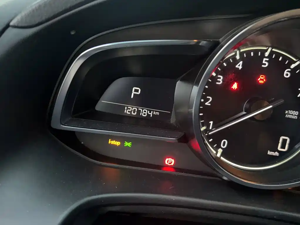 Mazda 3 Angkesela 2019