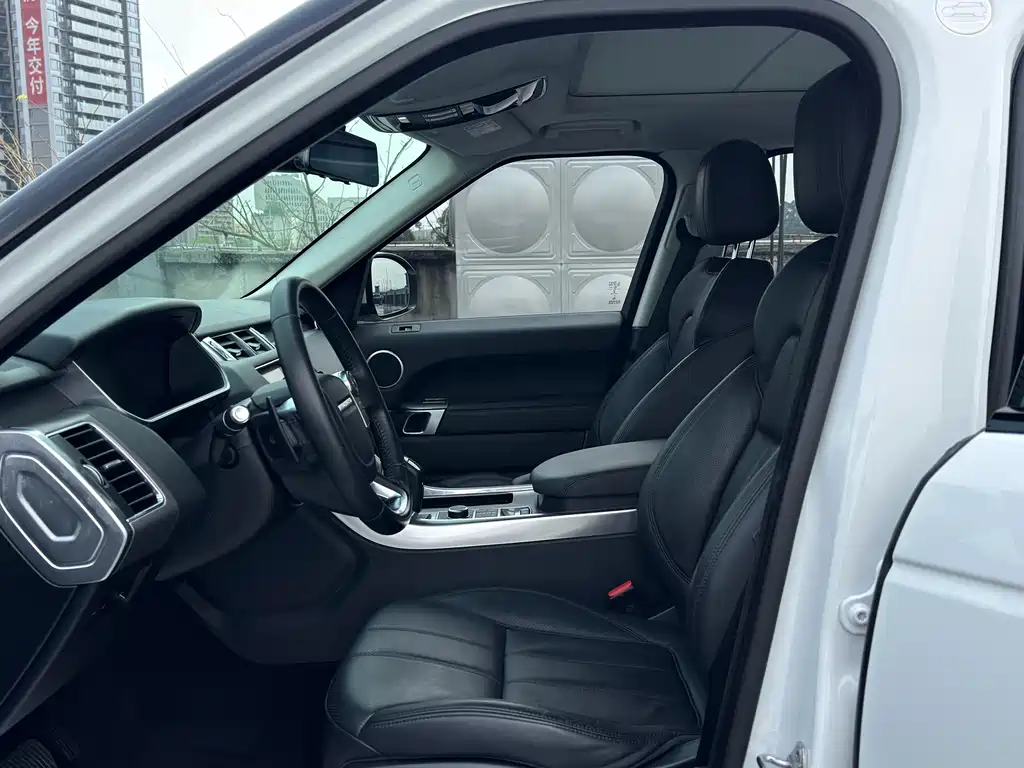 Land Rover Sport 2017 — фото 11