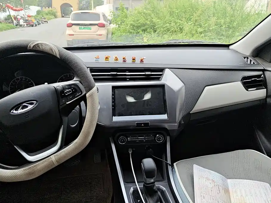 Chery Tiggo 3x 2023 — фото 13