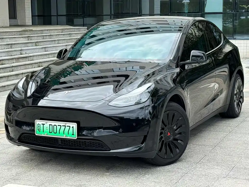 Tesla Model Y 2023 — фото 3